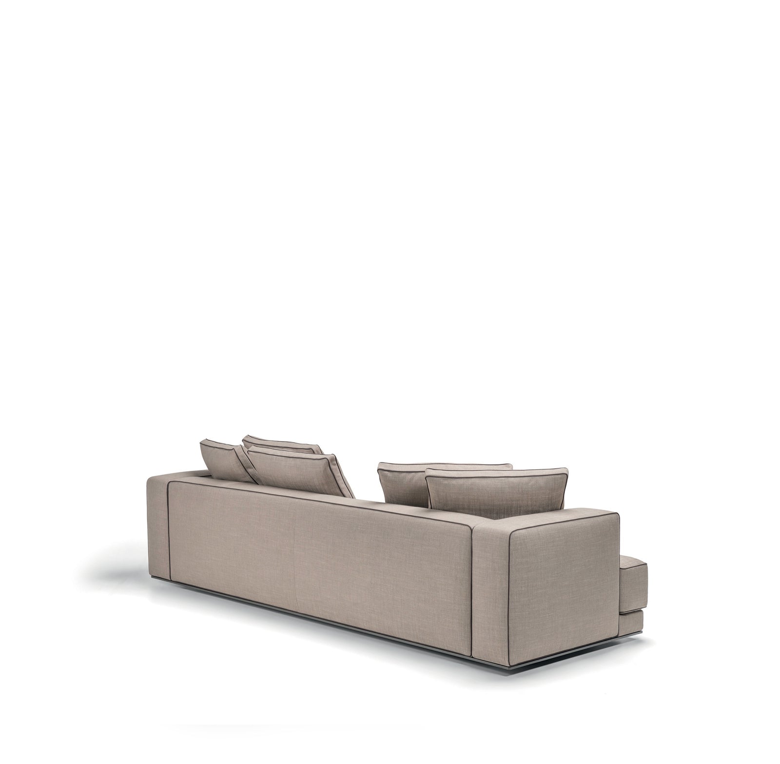Designer living room linear sofa Augusto Molteni&C Made in
