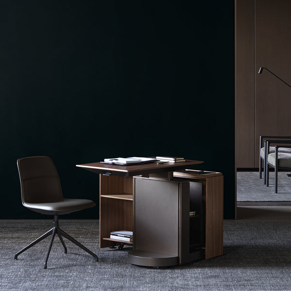 Touch Down | Working Station
